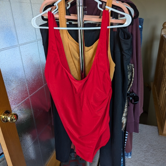 Fashion Nova 2x red one piece swimsuit - Picture 2 of 6